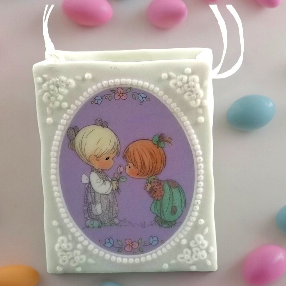 Precious Moments Porcelain Gift Bag VTG Figurine Good Friends Are Forever 1993
